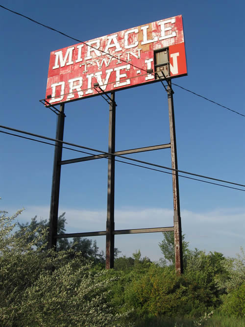 Miracle Twin Drive-In Theatre - Fading Fast June 2012 (newer photo)